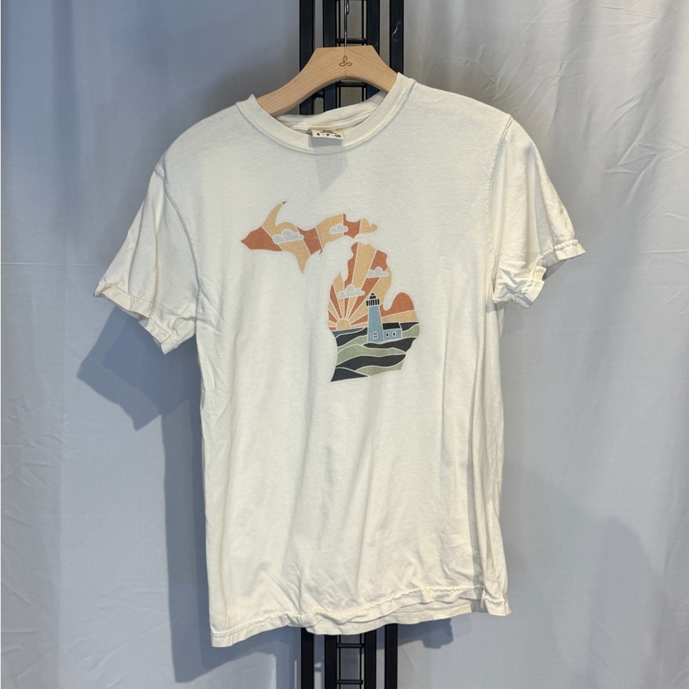 Comfort Colors White Michigan Graphic‎ Tee